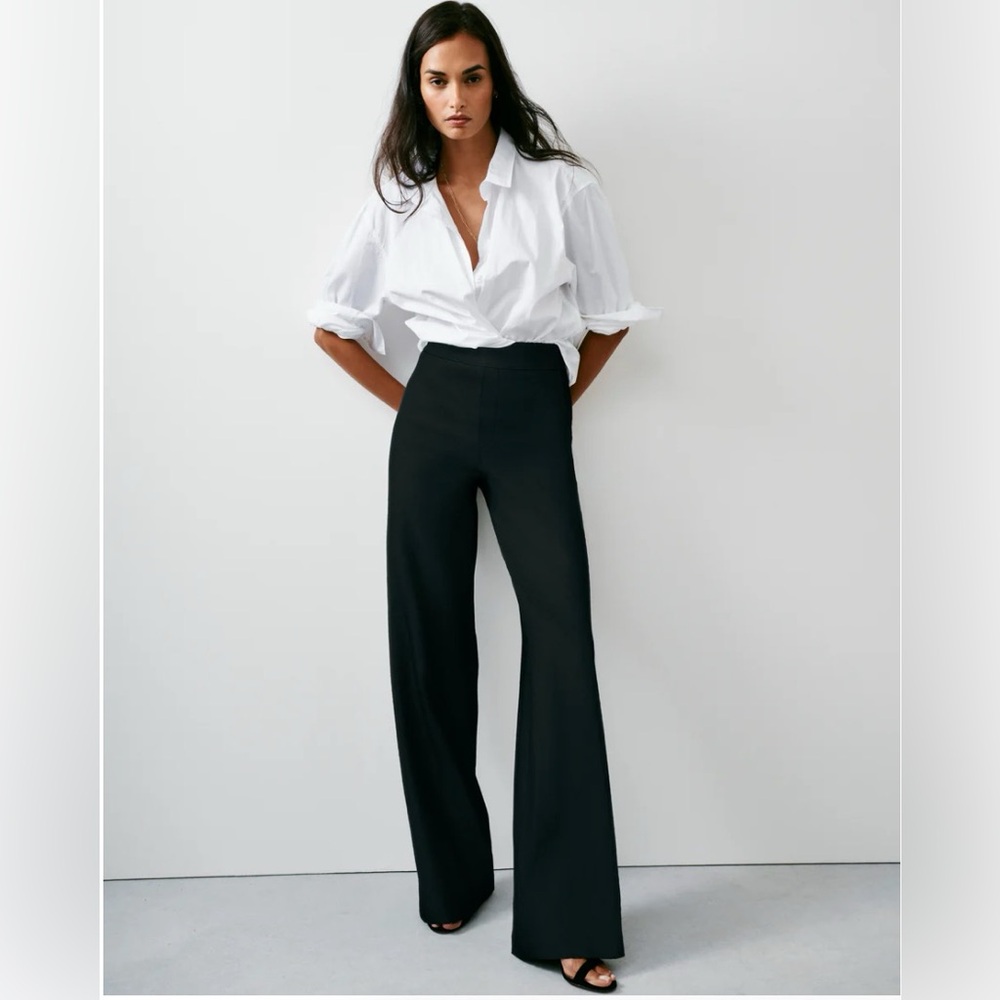 SPANXsmooth PerfectFit Ponte Wide Leg Pant - Black - Small